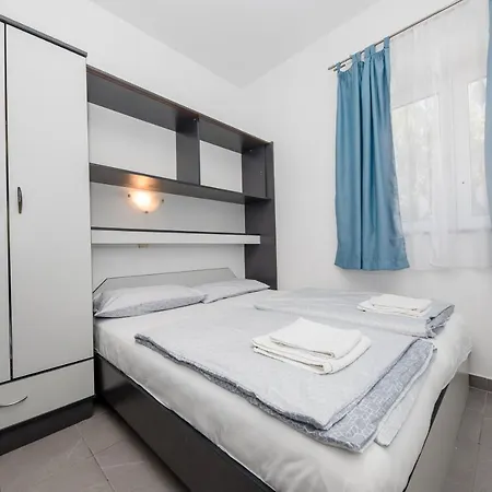 And By The Sea - Gornja, Rab - 11579 Guest house 3*