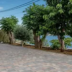 And By The Sea - Gornja - Rab - 11579 Supetarska Draga