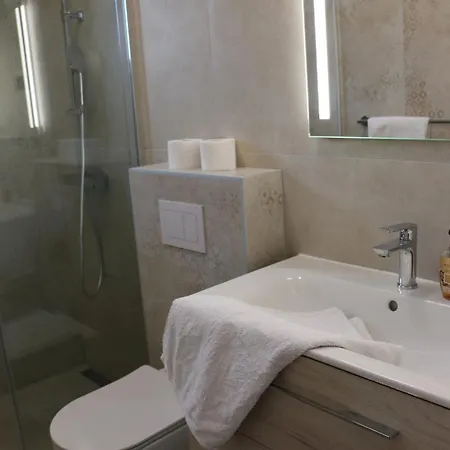 Gasthof And By The Sea - Gornja, Rab - 11579 Supetarska Draga
